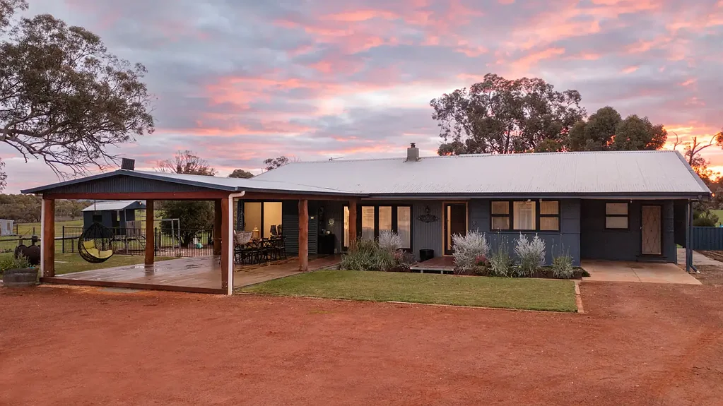124 Boyagarra Road, Brookton, WA 6306