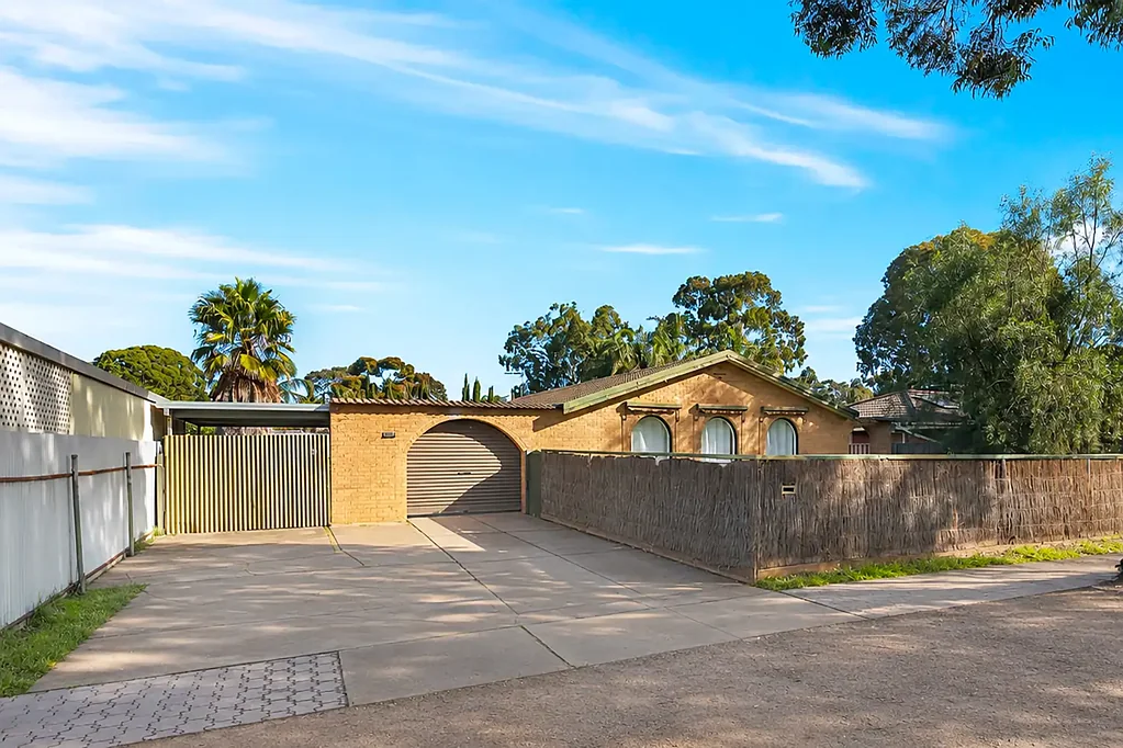Paralowie 4房  Spacious Family Living On 620sqm