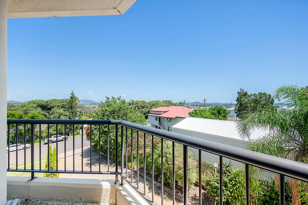 16/32 Kent Street, West Gladstone, QLD 4680