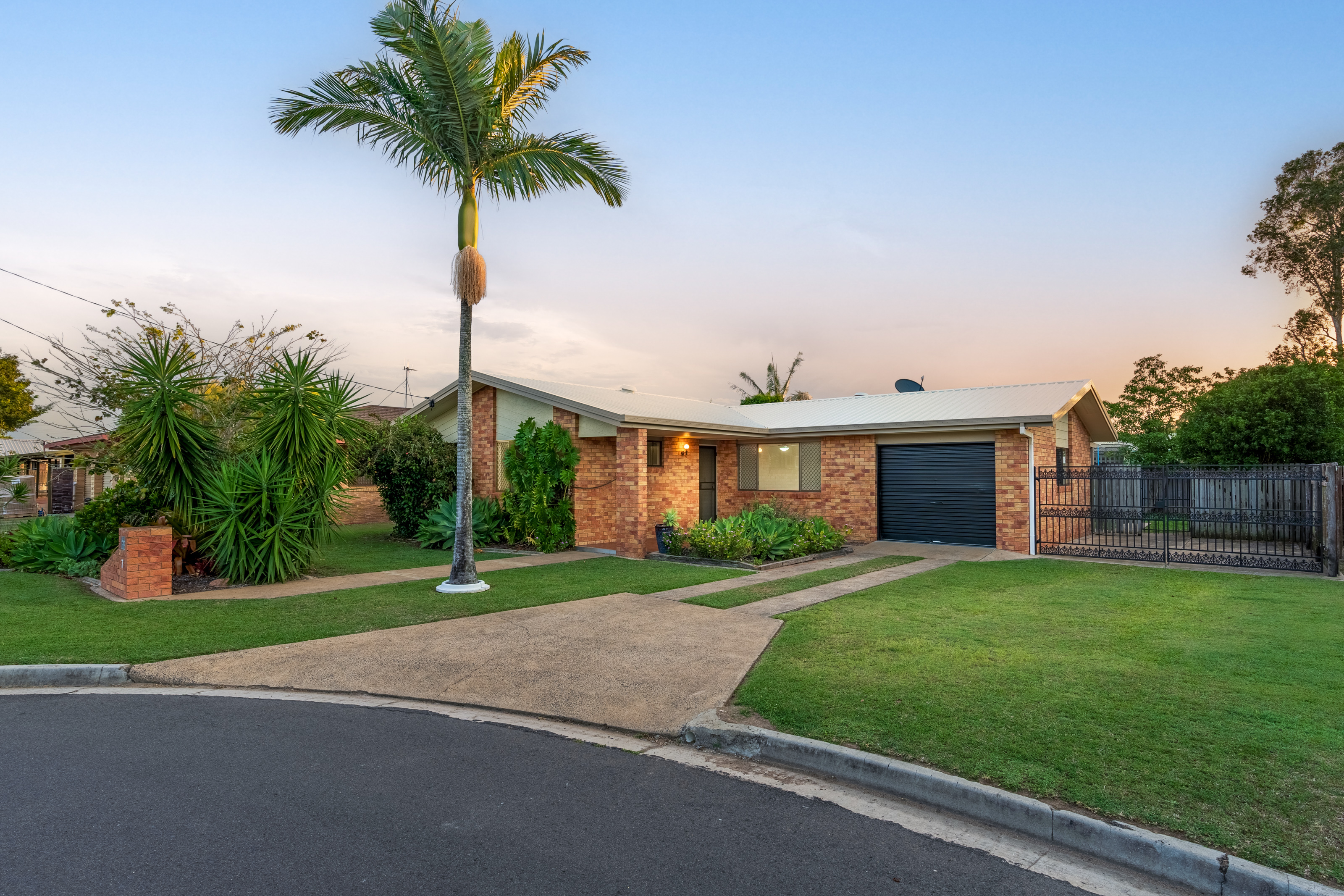 7 TADGELL CT, AVENELL HEIGHTS QLD 4670, 0房, 0浴, House