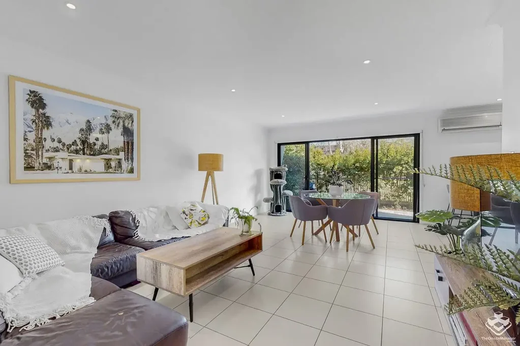 Tugun 3chambre Gorgeous & Immaculate, Spacious townhouse