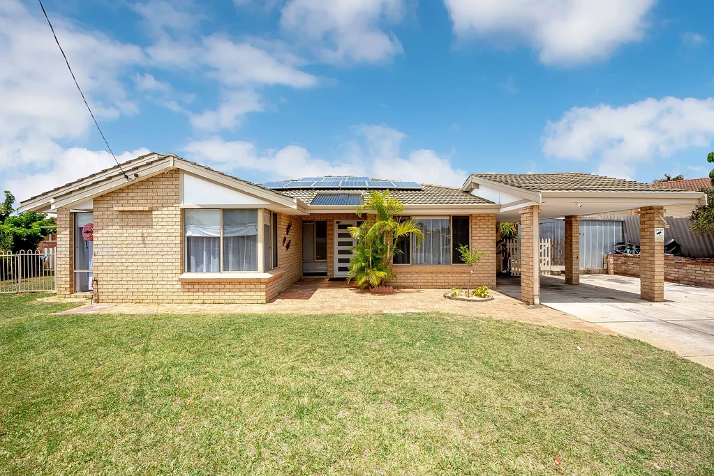 9 Newtown Grove, Beldon, WA 6027