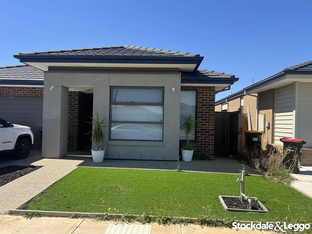 BEAUTIFUL 4 BEDROOM FAMILY HOME FOR RENT IN WEIR VIEWS !!!!