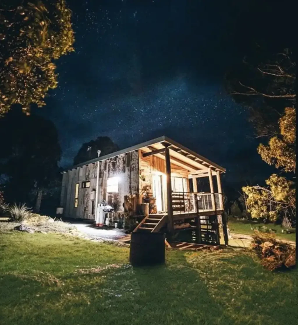 Eukey 1 Bedroom The ButterShed @ Eukey – A Living Work of Art on 15 Hectares