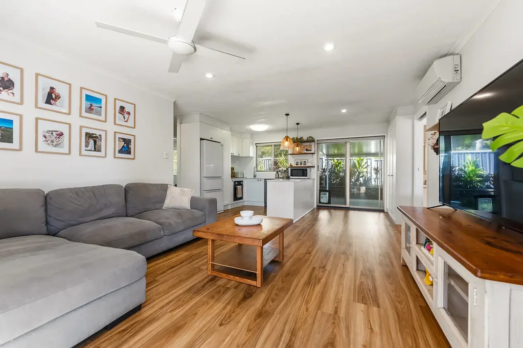 10/21 St Kevins Avenue, Benowa, QLD 4217