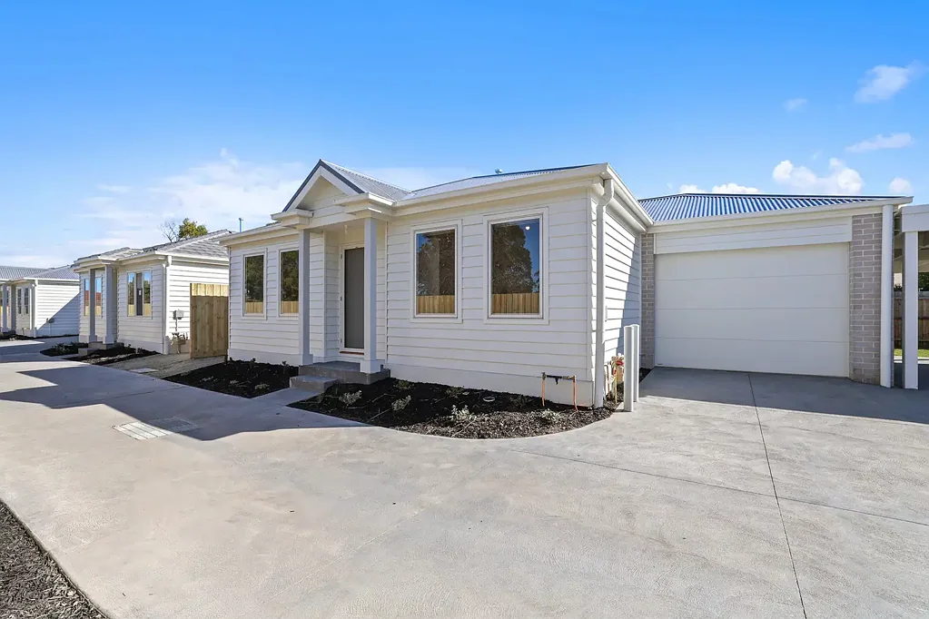 Longwarry 2 Bedroom STYLISH INNER TOWN LIVING