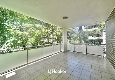 Gordon 2 Bedroom Contemporary Living with Exceptional Space and Light