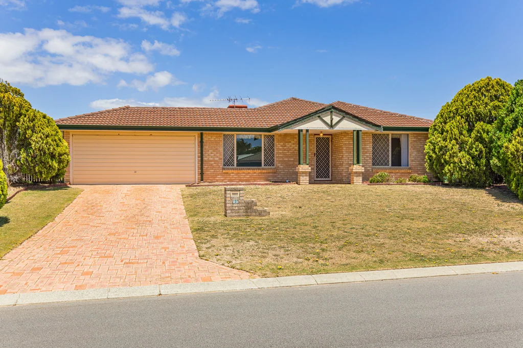 3 St Tropez Court, Port Kennedy, WA 6172