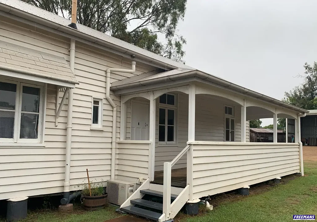 1 Bedroom Unit short walk to town