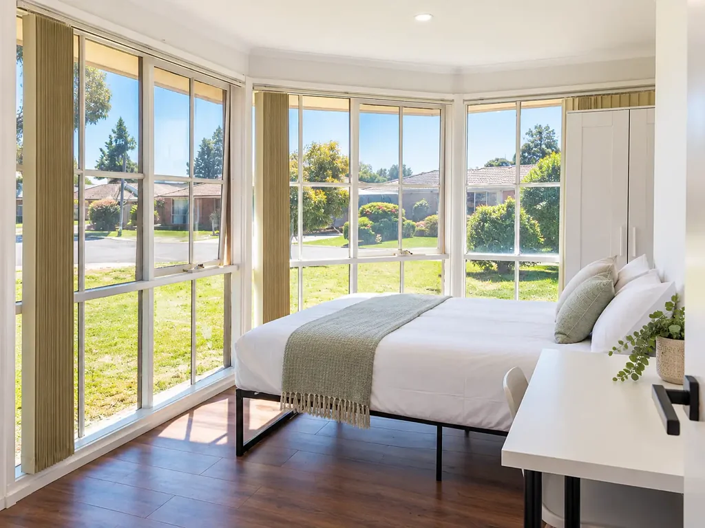 Modern Rooming House in the heart of Werribee!  ALL BILLS INCLUDED! 1 WEEK FREE RENT*