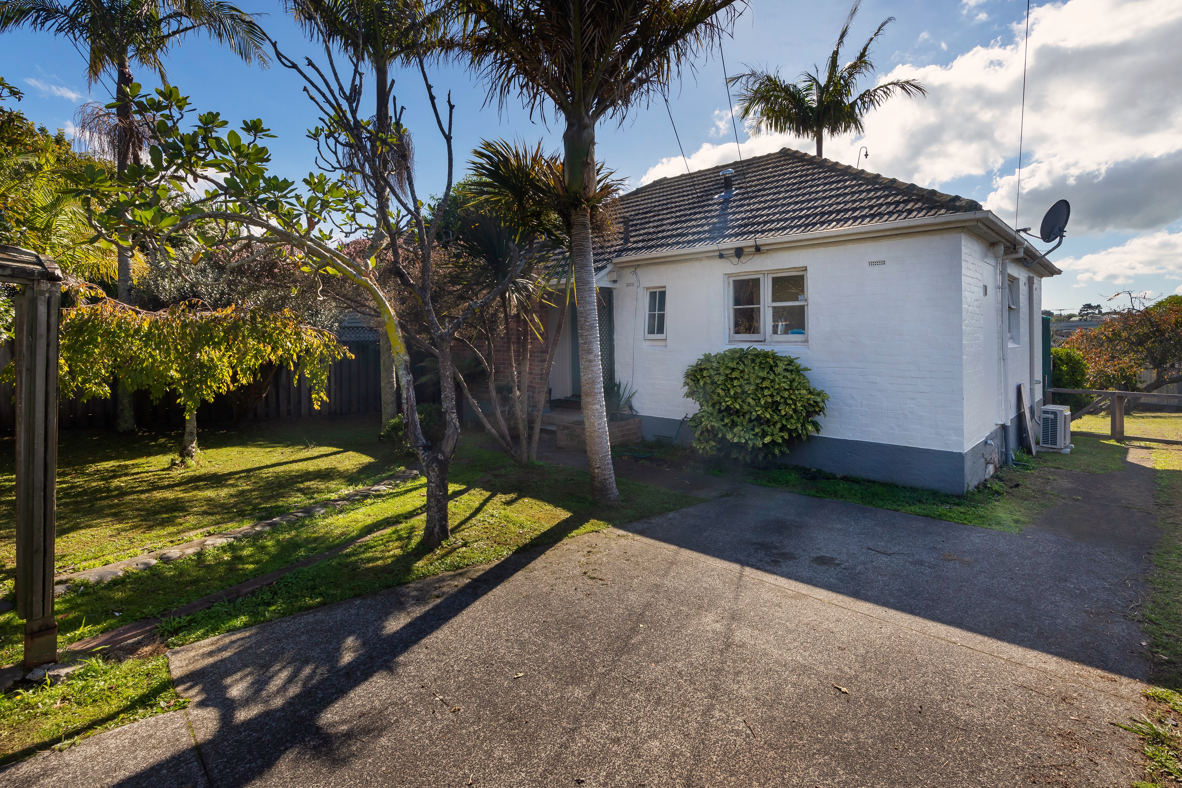 61 Herdman Street, Waterview, Auckland, 2 Bedrooms, 1 Bathrooms, House