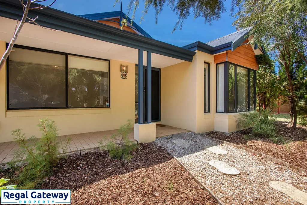 Atwell - Beautiful Family Home - 3x2 - $740 p/w