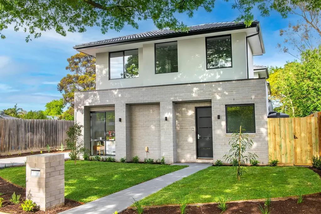 1/2 Cook Road, Mitcham, VIC 3132