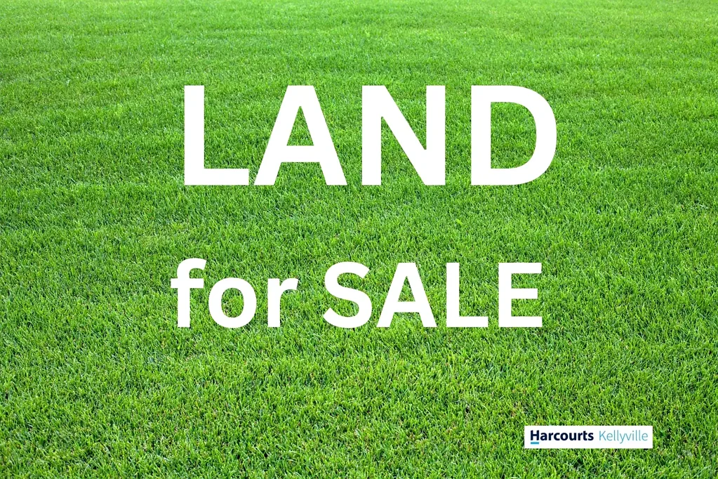 Grantham Farm  Build Your Dream Home or Investment Property in a Thriving Location