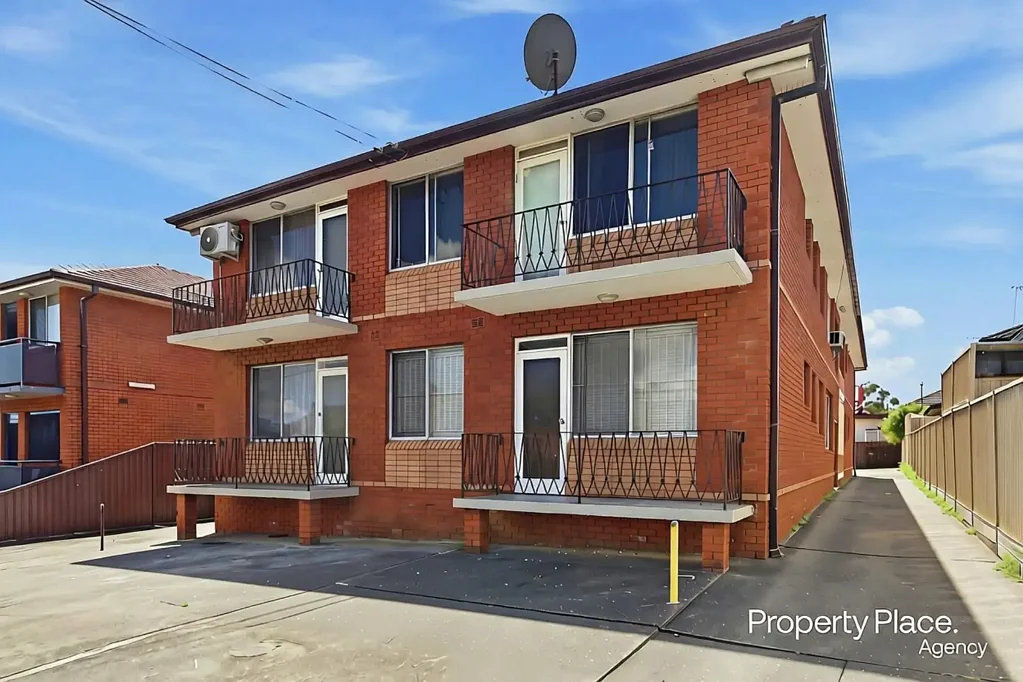 Wiley Park 1ਬੈੱਡਰੂਮ North-Facing Top-Floor Apartment with Registered Car Space