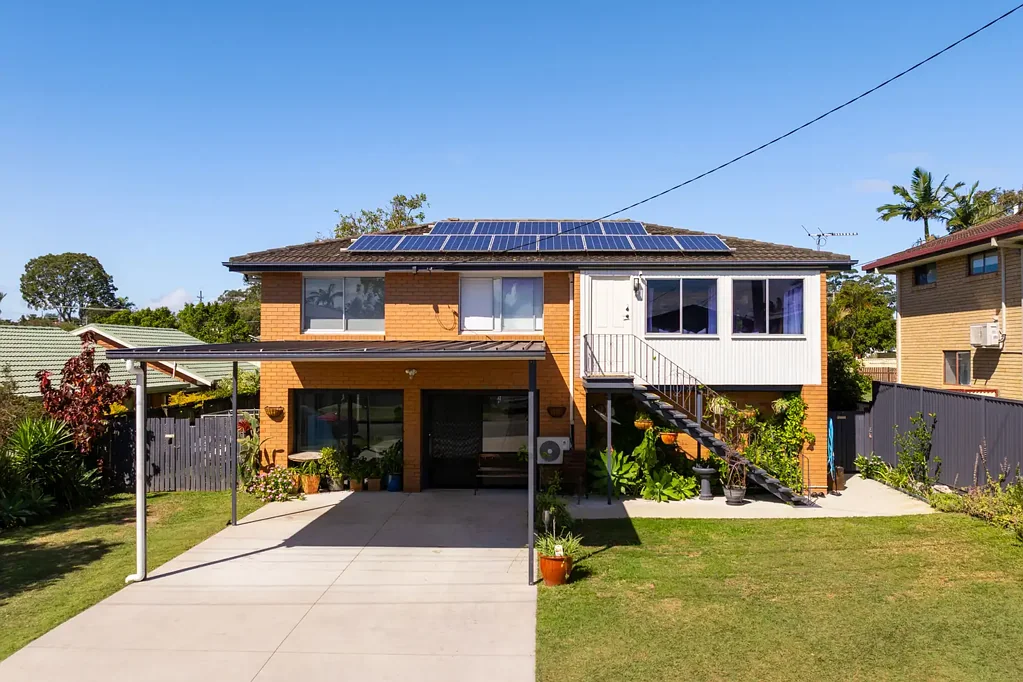 Redcliffe 4部屋 ENDLESS SPACE, LIFESTYLE & FLEXIBILITY IN THE HEART OF REDCLIFFE