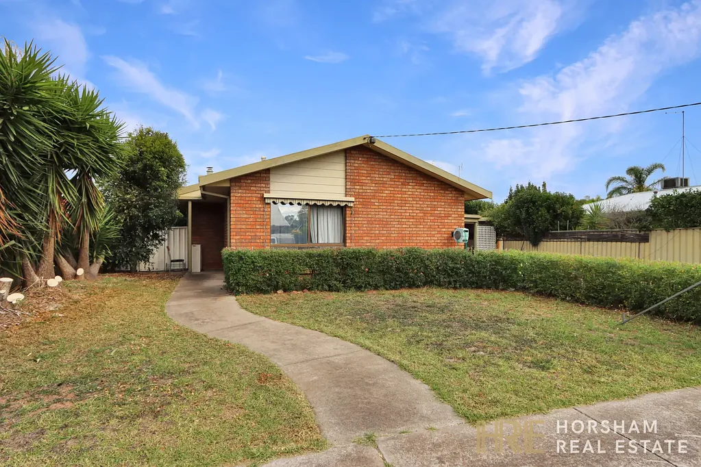 Horsham 3房  Elevated Family Living with Dedicated Man Cave & Workshop