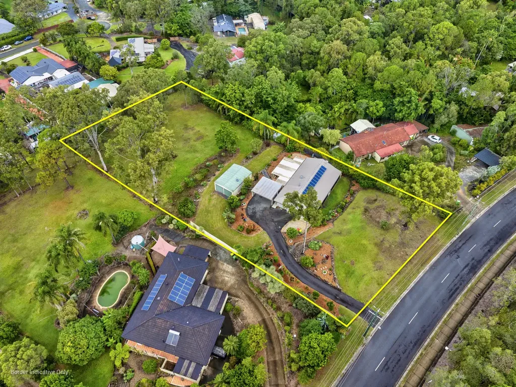 Gaven 3ห้องนอน EXCLUSIVE INNER CITY ACREAGE! PRIVATE 1 ACRE WITH VIEWS! EXCELLENT 3 BEDROOM HOME, PLUS SHED/WORKSHOP