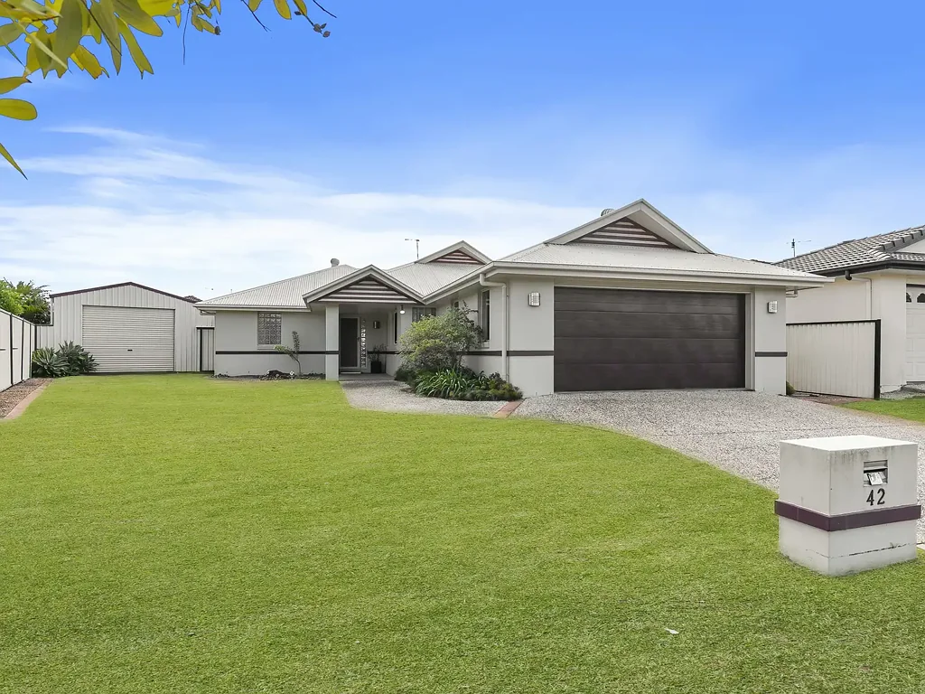 42 Barklya Cres, Bongaree, QLD 4507