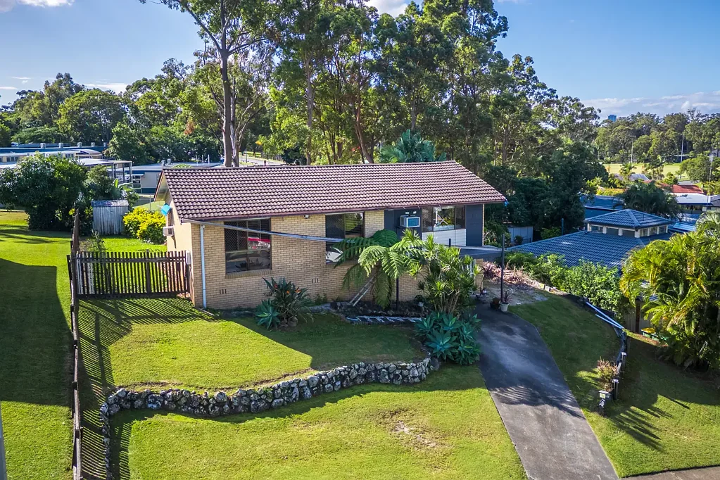 3 Warrawee Avenue, Ashmore, QLD 4214