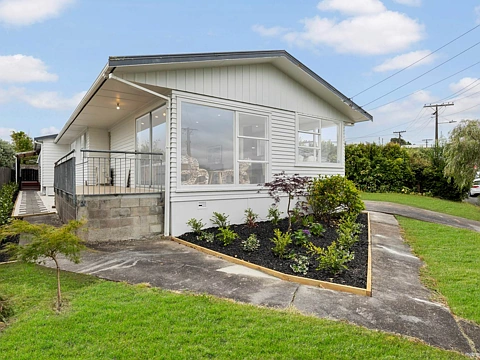 Avondale 6房  Urgent Sale, Very Motivated Vendor !!