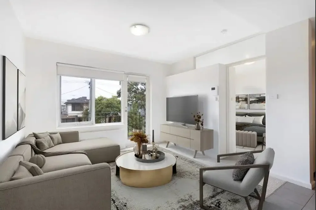Bright, Secure & Effortless Living in a Prime Location