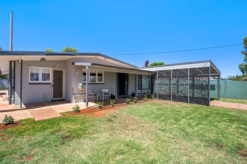 15 Blackall Place, South Kalgoorlie, WA 6430