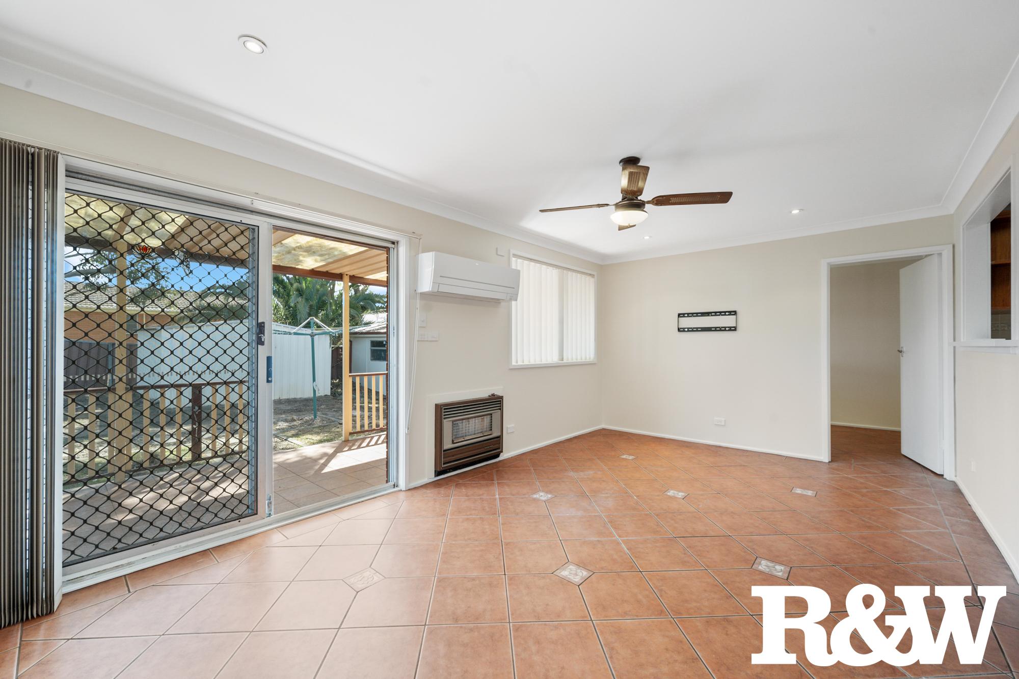 8 WESTCOMBE PL, ROOTY HILL NSW 2766, 0 chambres, 0 salles de bain, House