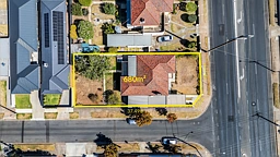 305 Torrens Road, West Croydon