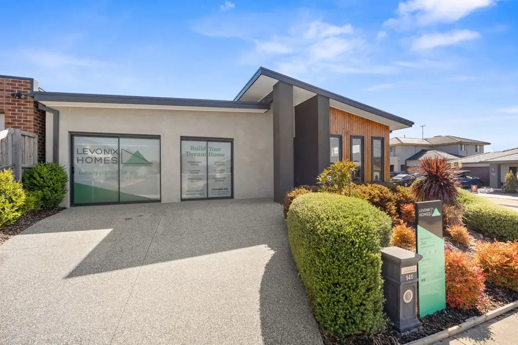 Stunning Home in Sought-After Torquay – Luxury, Space & Rear Yard Access
