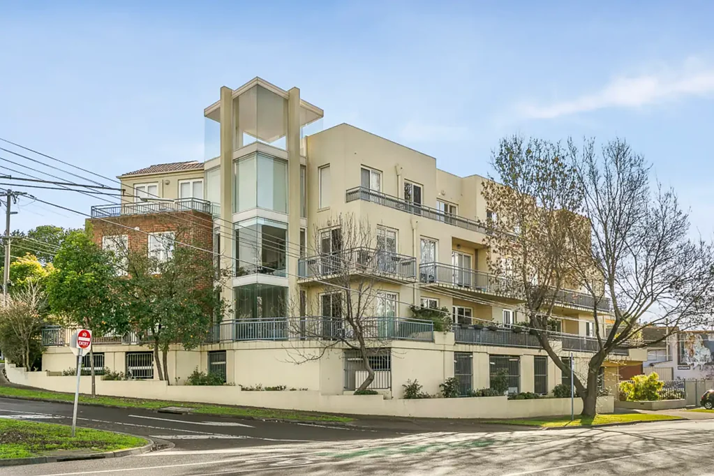 16/2 North Avenue, Strathmore, VIC 3041