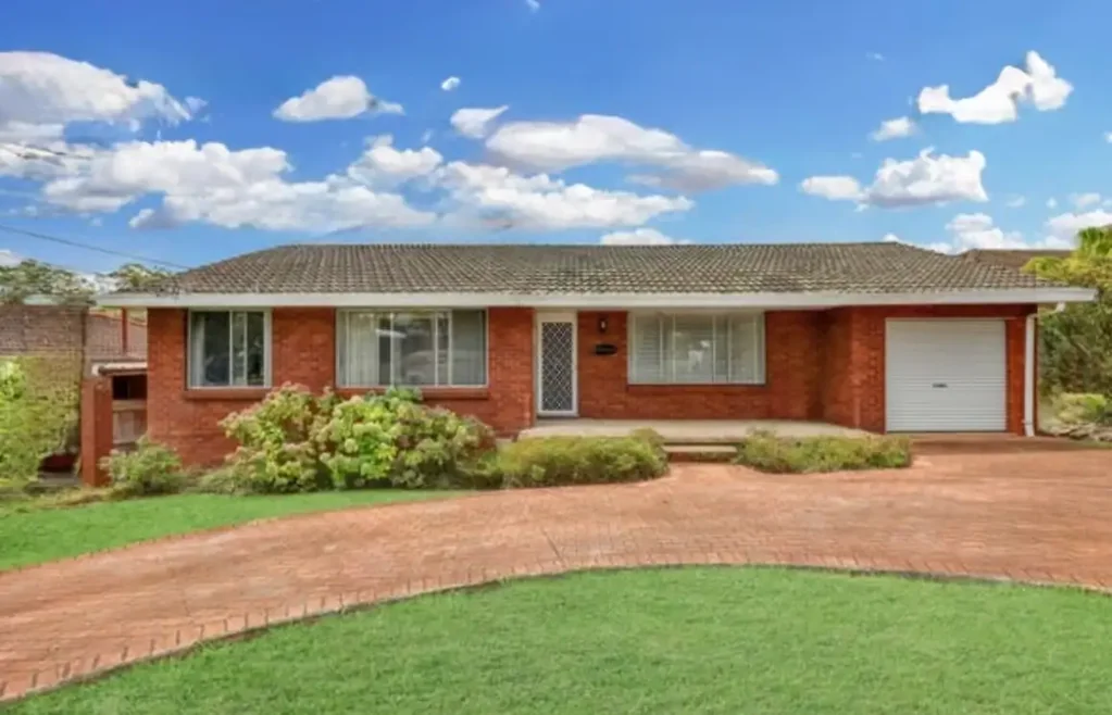 SUNFILLED FAMILY HOME WITHIN MATTHEW PEARCE CATCHMENT