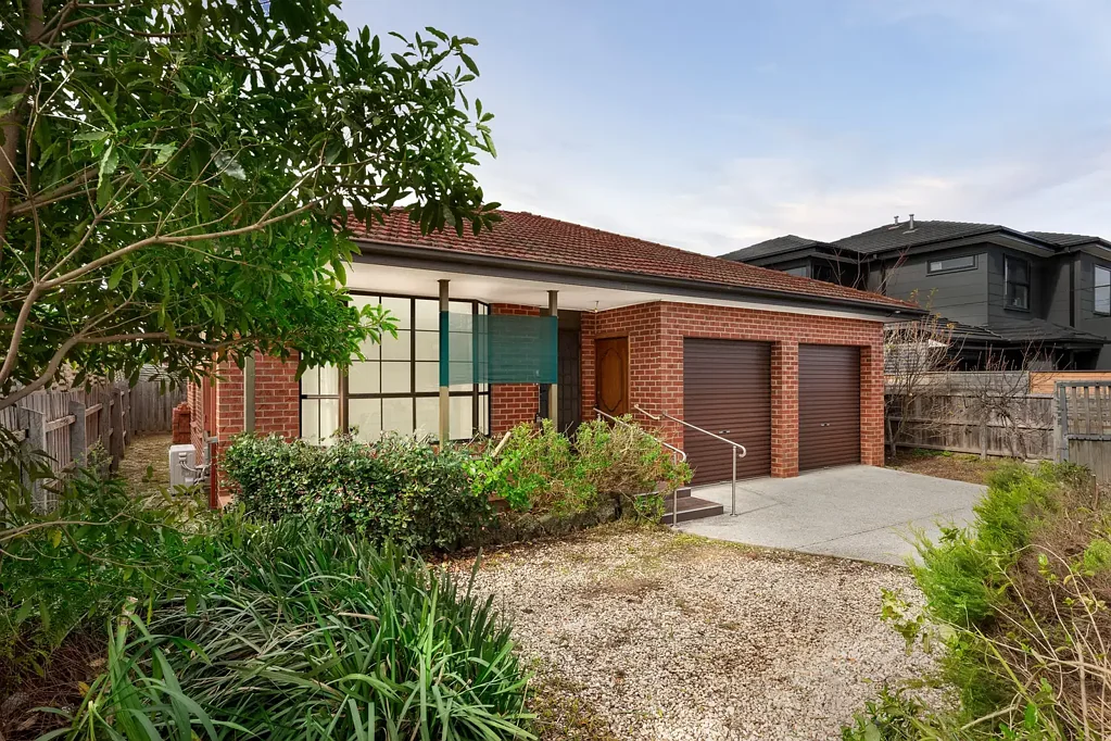 2/2 Stewart Road, Oakleigh East, VIC 3166