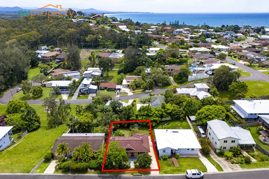 6 River Oak Crescent, Scotts Head, NSW 2447