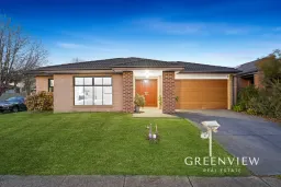 9 Tattle Grove, Cranbourne East