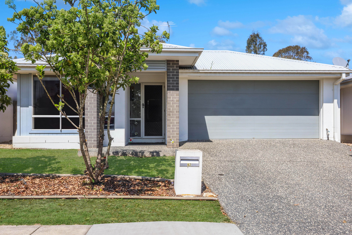 42 VINCE ELMORE WAY, REDBANK PLAINS QLD 4301, 0 chambres, 0 salles de bain, House