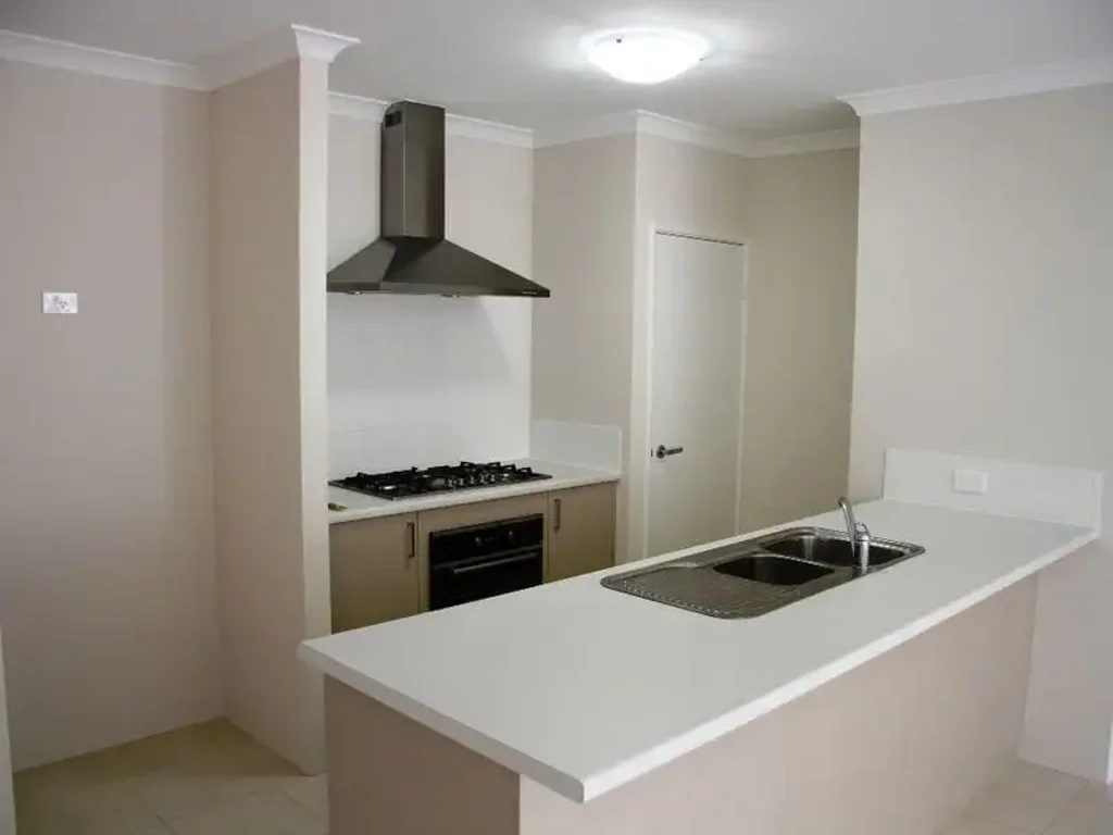 Air-Conditioned 3x2 in Shorehaven Estate