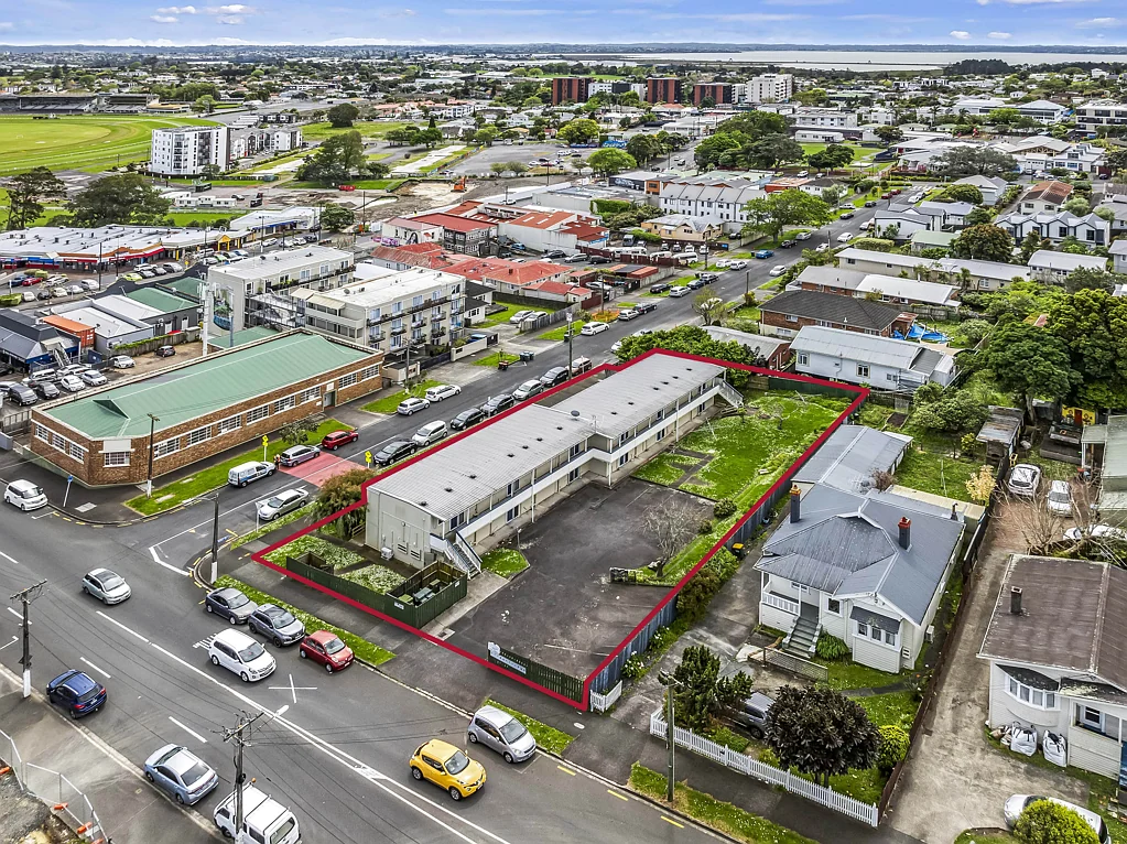Avondale 12房  Unlock the Potential – 12 x Units on 1,507m²