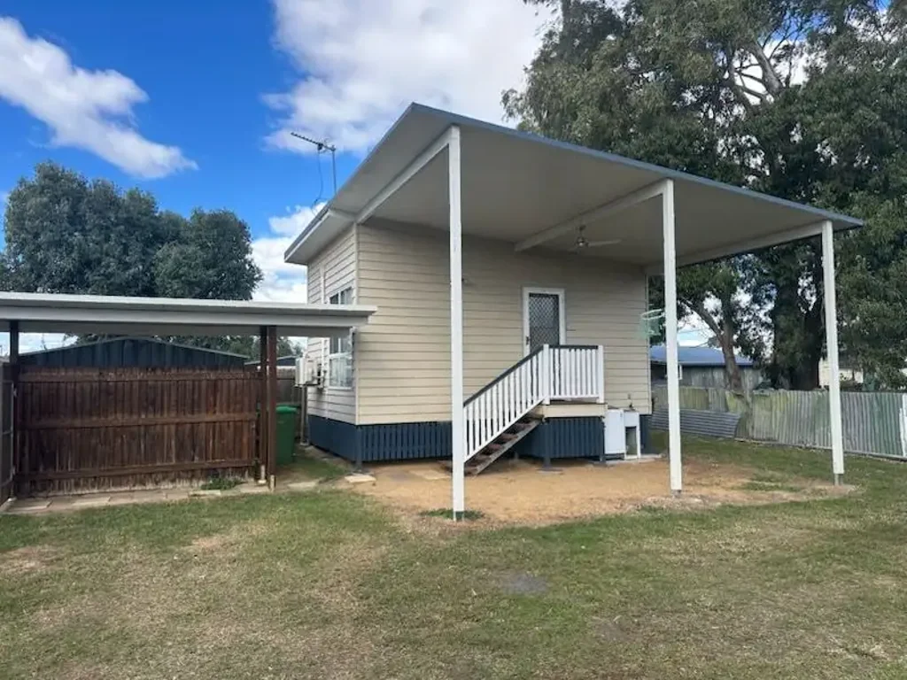 Low Maintenance Unit for Rent in Oakey