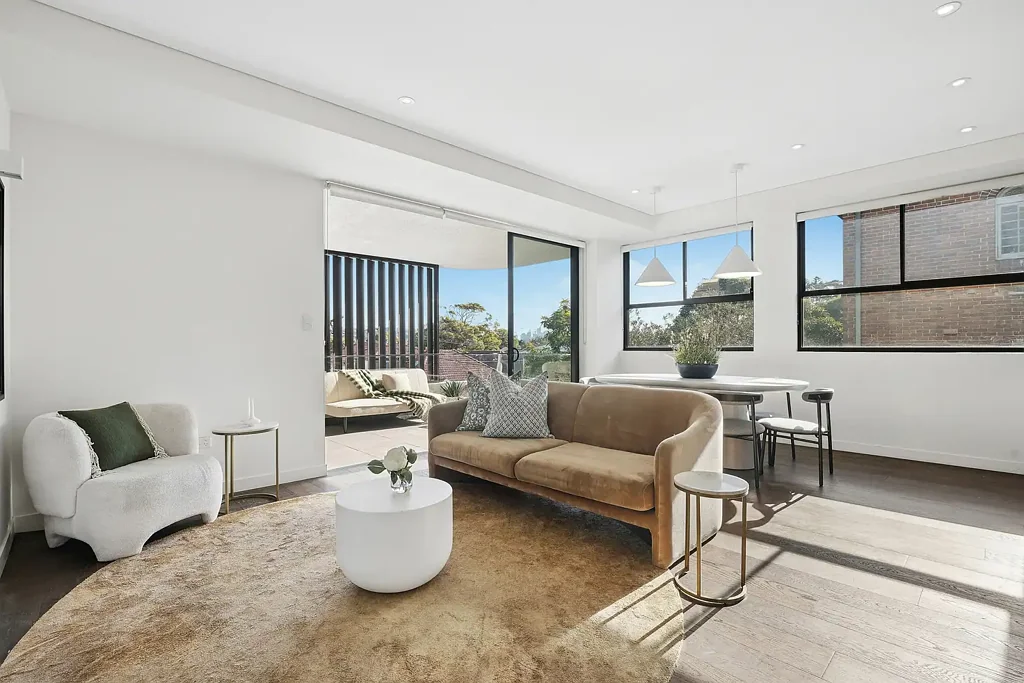 Rose Bay 2房 设计师公寓，坐拥城市景观，尽享Rose Bay优质生活方式 Designer Apartment Capturing City Views and Premier Rose Bay Lifestyle