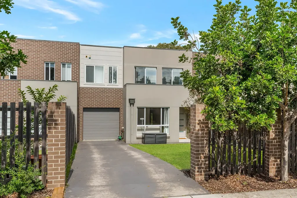 124 Goldsmith Avenue, Campbelltown, NSW 2560