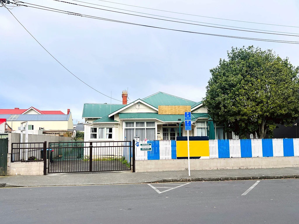 Mount Eden FORMER CHILDCARE CENTRE WITH SPACIOUS REAR SECTION