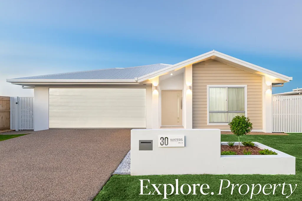 Brand New Luxury living in Ooralea Waters!