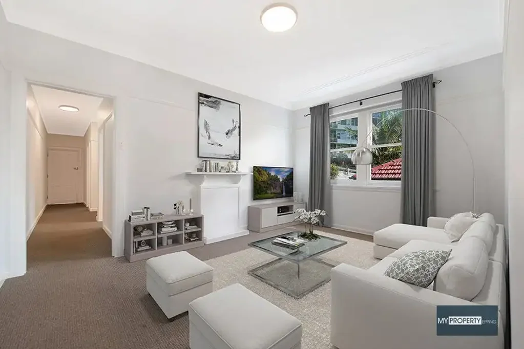 PREMIUM RENOVATED 3 BEDROOM APARTMENT WITH VIEWS