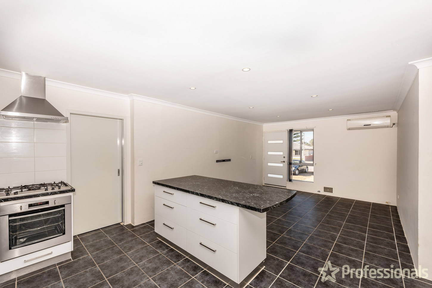 30 BUCKINGHAM ST, MOUNT TARCOOLA WA 6530, 0 Kuwarto, 0 Banyo, House