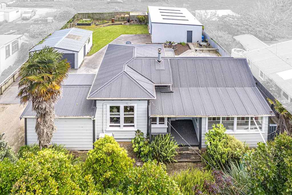 Waitotara 3房  Quality home with outstanding garaging