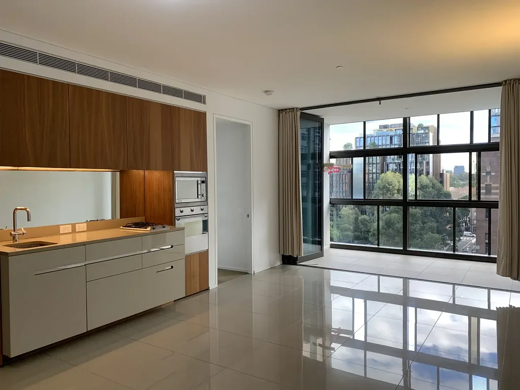 MODERN & STUNNING VIEWS ONE BEDROOM PLUS STUDY IN CENTRAL PARK