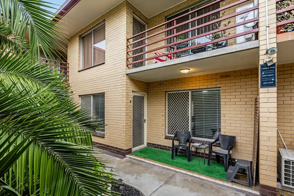 3/4 Douglas Grove, Glenelg North, SA 5045