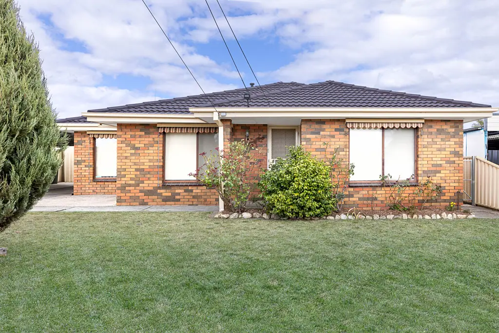 15 Anthony Crescent, Sebastopol, VIC 3356
