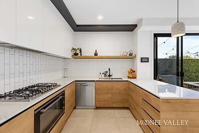 4/3 Alexander Street, Avondale Heights, VIC 3034, 3 slaapkamers, 2 badkamers, Townhouse